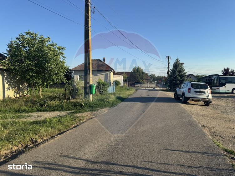 Teren de 2263 mp, în Jucu