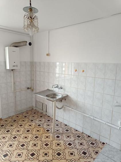 Apartament cu 2 camere semidecomandat în Bartolomeu