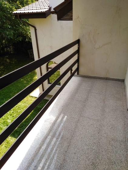 Casă cu 7 camere cu Teren 980 Mp în Râu de Mori