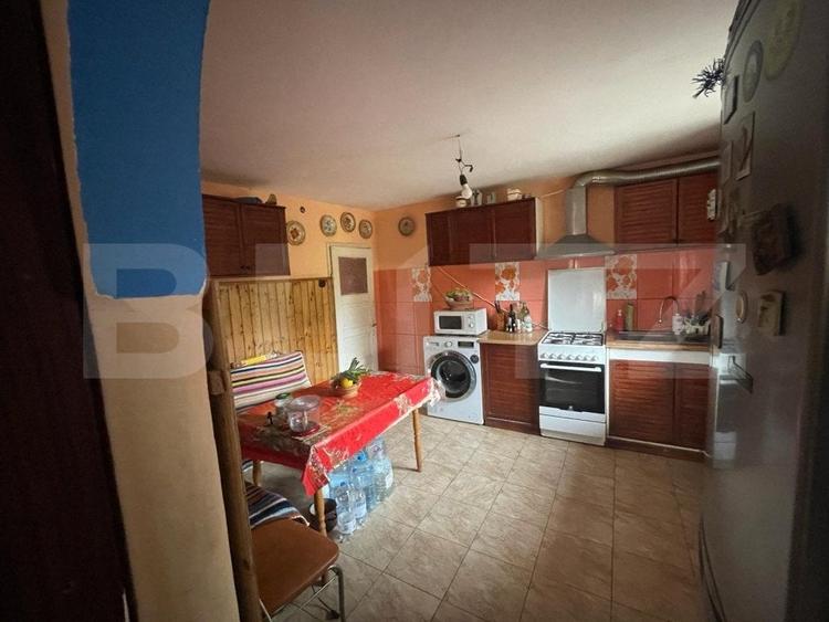Casă individuală cu 5 camere cu Teren 726 Mp în Nojorid