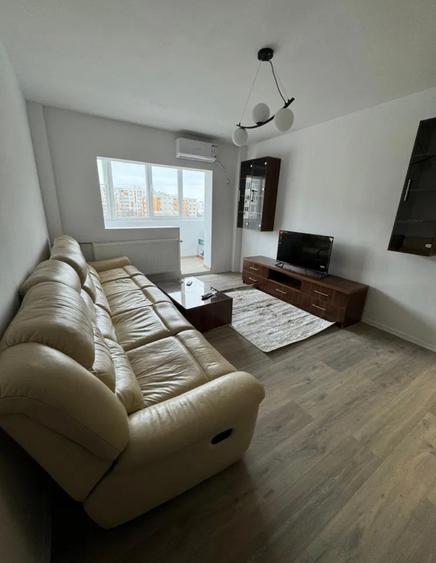 Apartament cu 2 camere semidecomandat, mobilat în Rahova