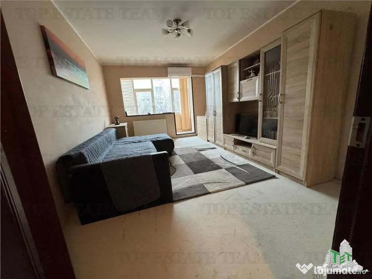 Apartament cu 2 camere decomandat, mobilat în City Park Mall