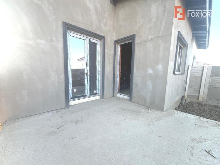 Duplex cu 4 camere cu Canalizare în Urseni