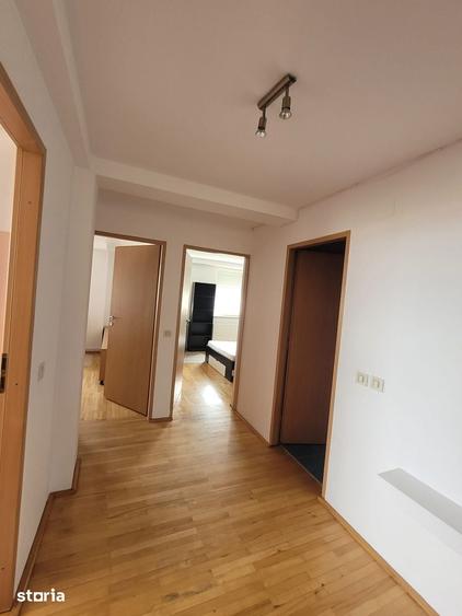 Apartament cu 3 camere semidecomandat în Zorilor