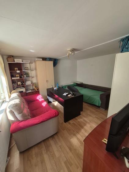 Casă cu 5 camere cu Teren 1000 Mp în Rudului