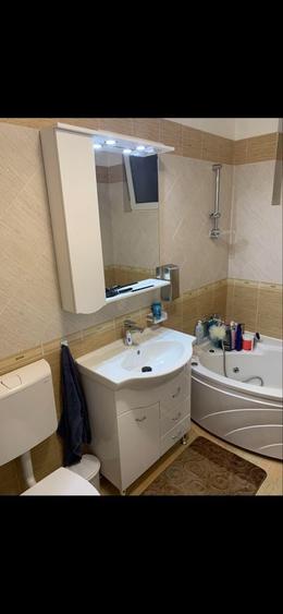 Apartament cu 2 camere decomandat în Florești
