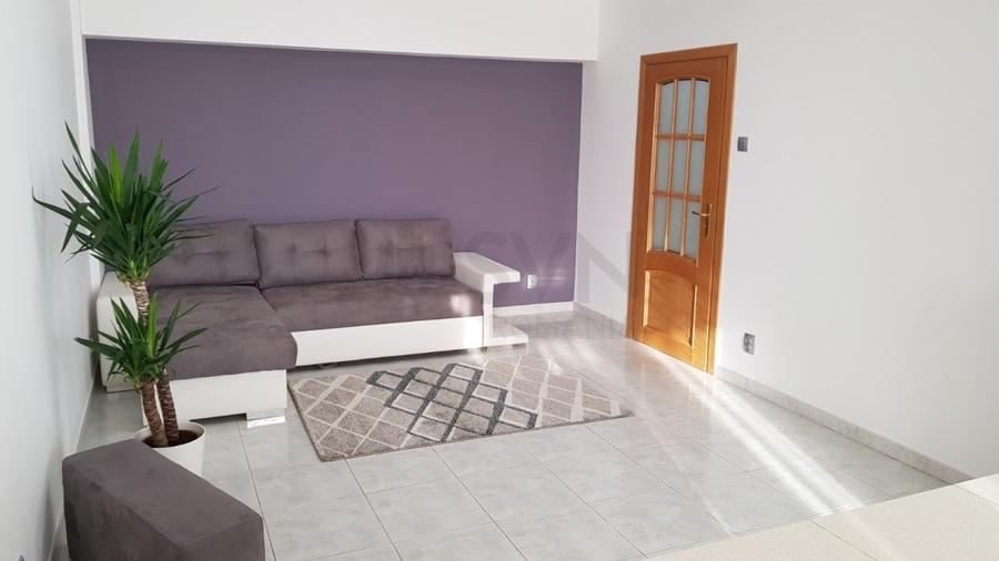 Apartament cu 3 camere semidecomandat, mobilat în Dorobanți