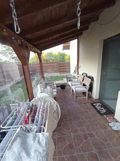 Casă cu 6 camere cu Teren 400 Mp în Horpaz