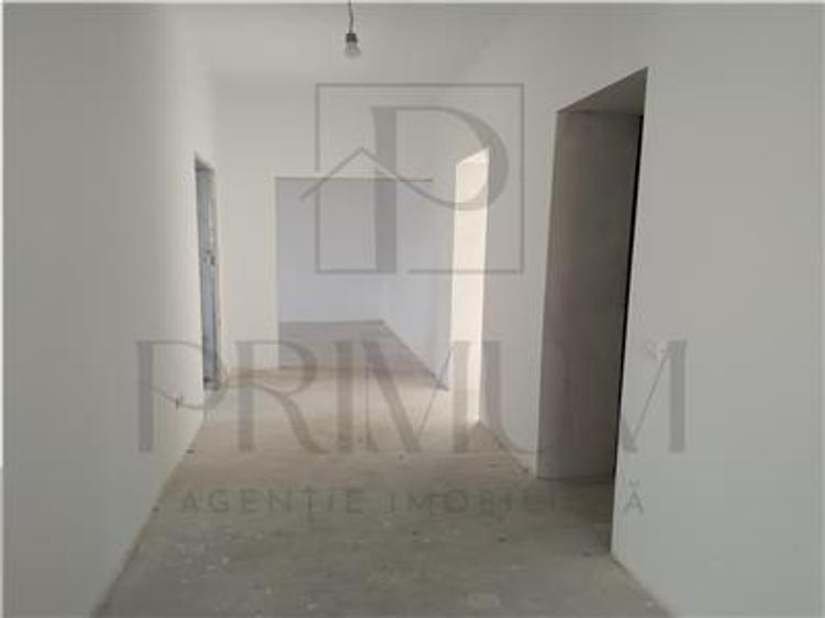Casă individuală cu 4 camere cu Teren 320 Mp în Moșnița Nouă