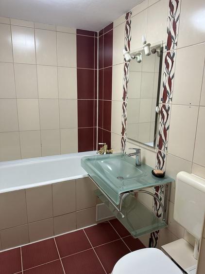 Apartament cu 2 camere decomandat în Exterior Vest