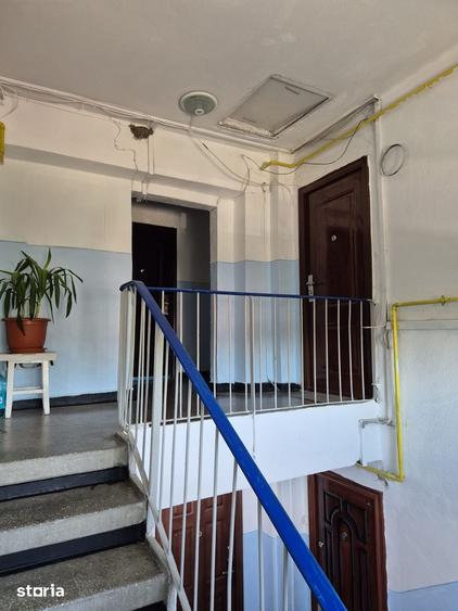 Vanzare apartament 2camere semidecomandat, langa Politie, pret 49900E - 11