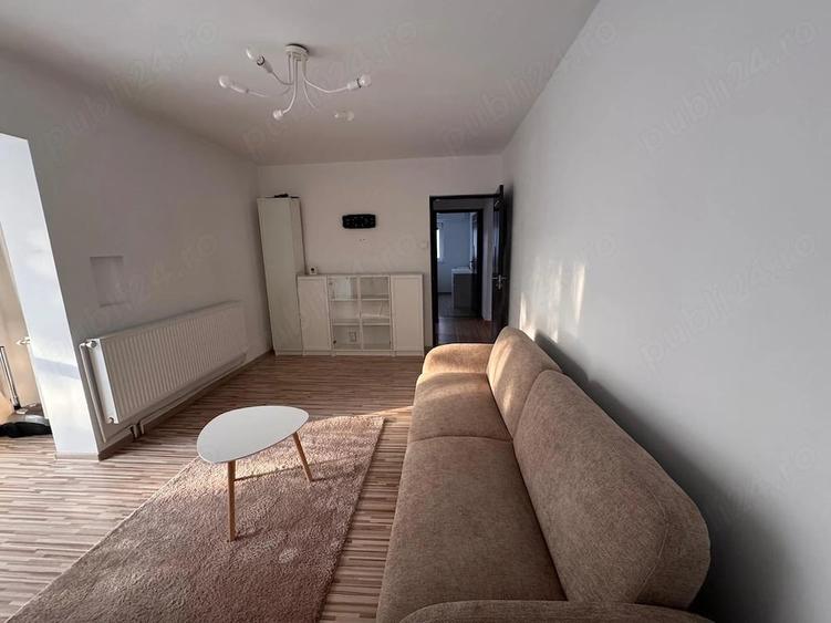 Apartament cu 2 camere decomandat în Lipovei