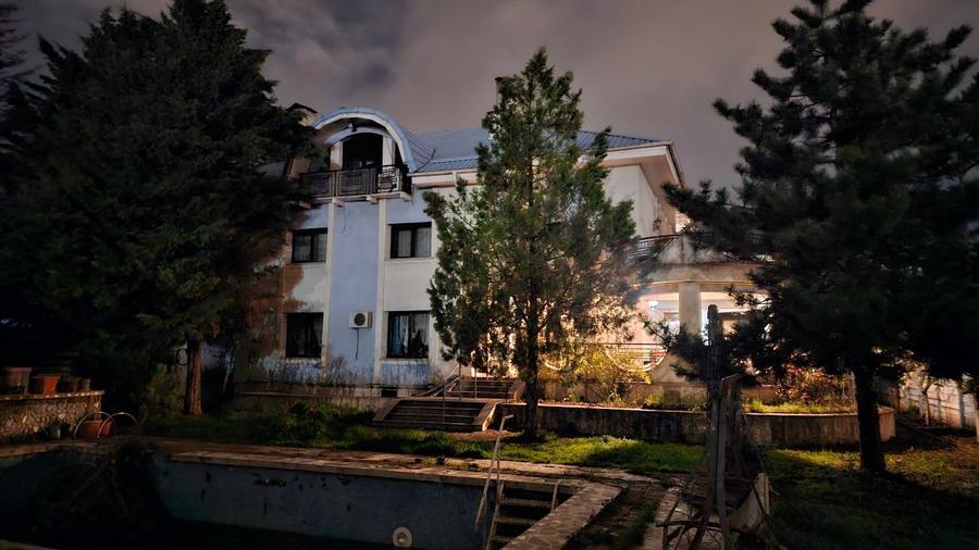 Casă individuală cu 5 camere cu Canalizare în Blejoi