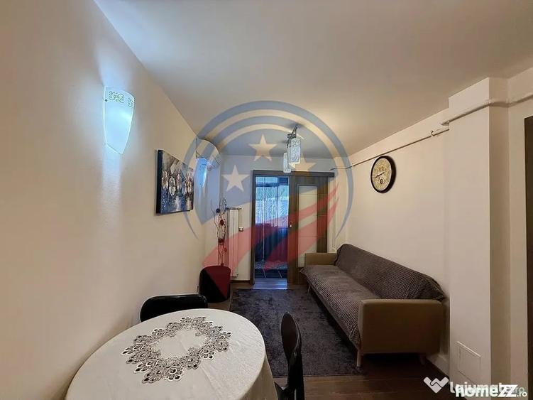 Apartament cu 2 camere decomandat în Rovine