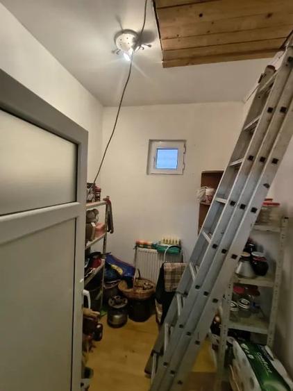 Casă cu 2 camere în Central