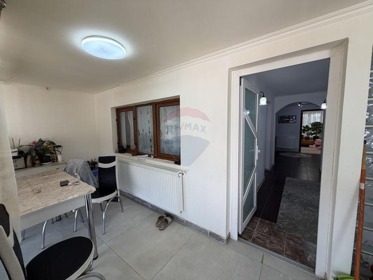 Casă individuală cu 3 camere cu Teren 443 Mp în Nord-Est
