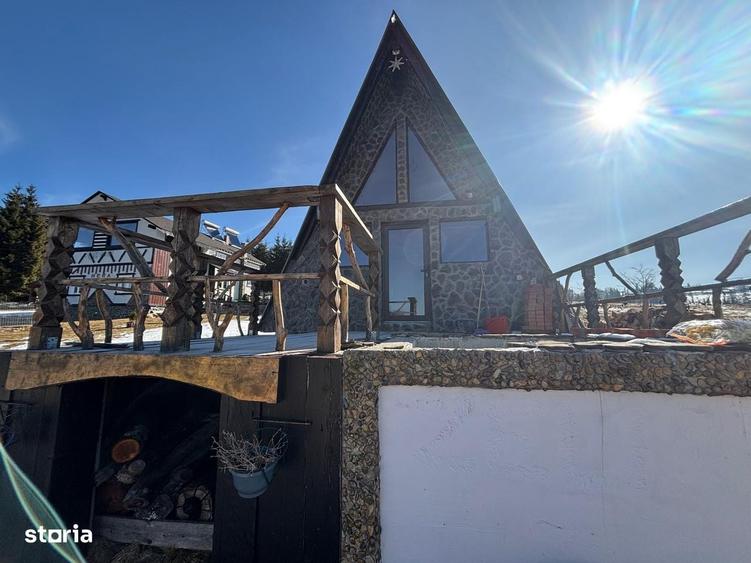 Casă cu 4 camere în Piatra
