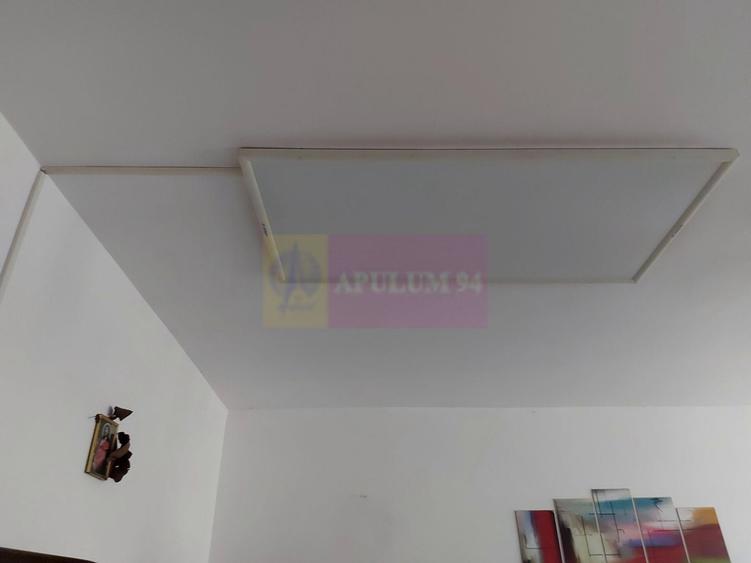 Apartament cu 2 camere decomandat în Drumul Taberei — fotografia 3