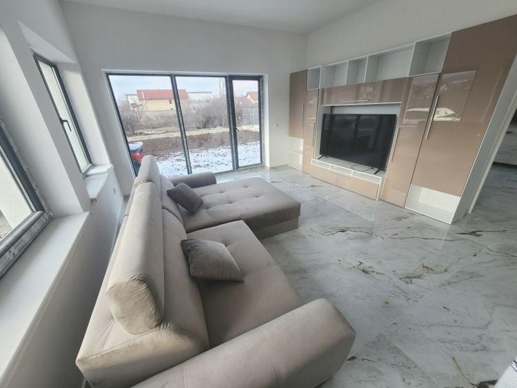 Casă individuală cu 3 camere cu Teren 600 Mp în Cetate