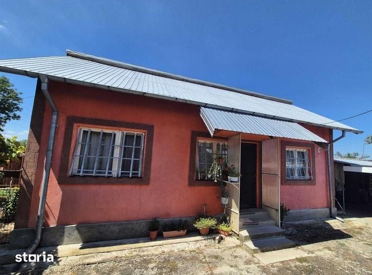 Casă cu 4 camere cu Teren 88 Mp în Rătești