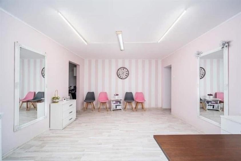 Apartament cu 3 camere decomandat în Ultracentral