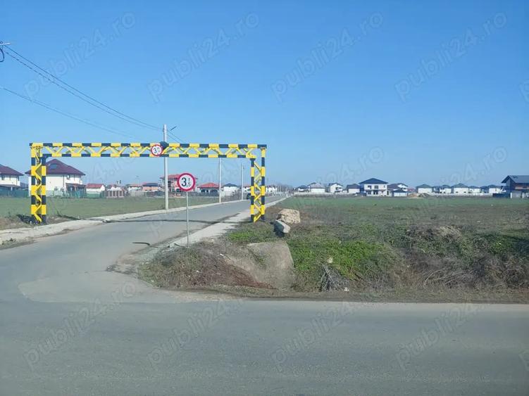 Teren de 567 mp, în Dragomirești-Deal