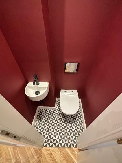 Apartament cu 3 camere semidecomandat, mobilat în Centrul Istoric