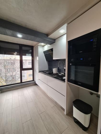 Apartament cu 2 camere decomandat, mobilat în Micro 14