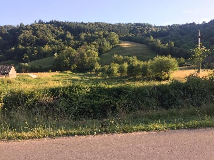 Teren de 3439 mp, în Bucium-Sat