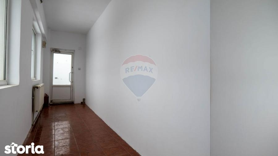 Casă cu 4 camere cu Teren 150 Mp în Chitila