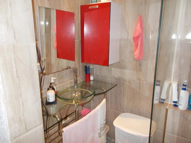 Apartament cu 2 camere decomandat în Bălcescu