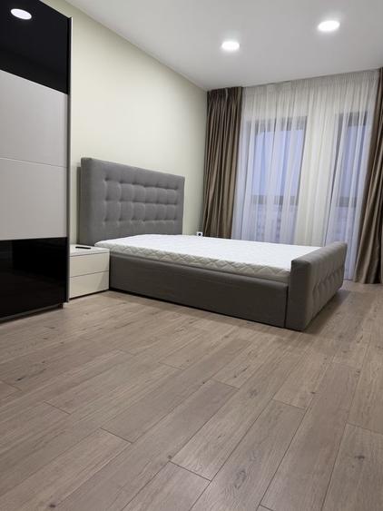 Apartament cu 3 camere decomandat în Drumul Taberei