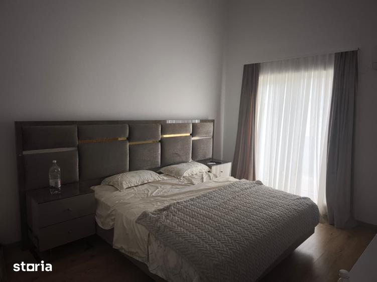 Apartament cu 3 camere în Ștefăneștii de Jos