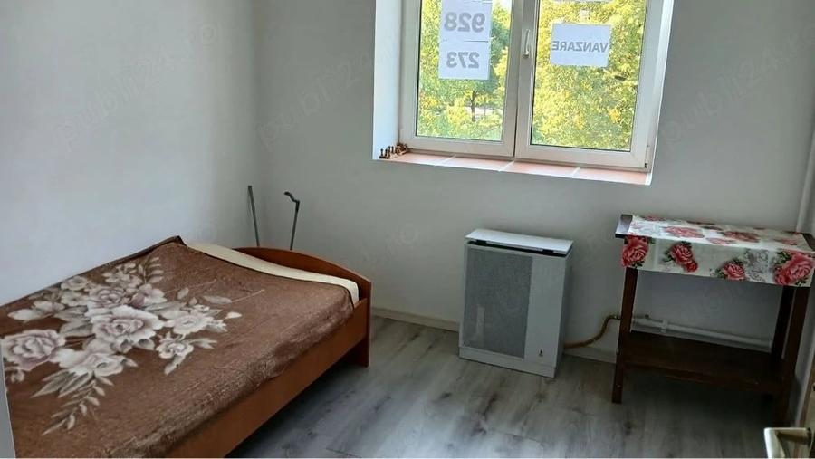 Garsonieră decomandată în Astra