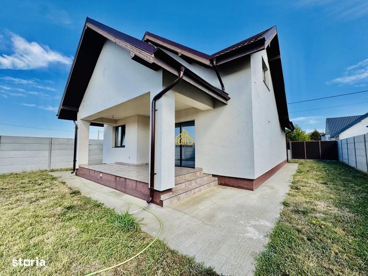Casă cu 4 camere cu Teren 408 Mp în Domnești