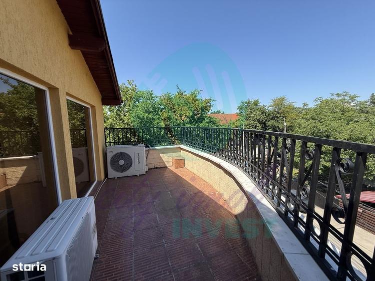 Casă cu 4 camere cu Teren 710 Mp în Vatra Luminoasă