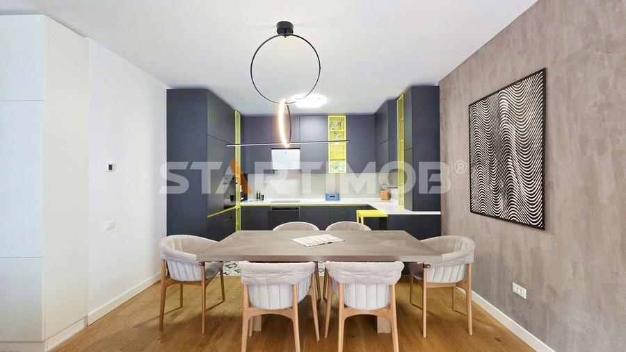 Apartament cu 3 camere decomandat, mobilat în Ultracentral