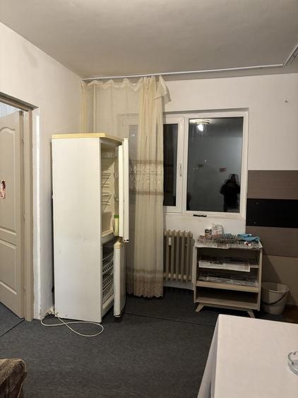 Inchiriez apartament 2 camere valea rosie - 3
