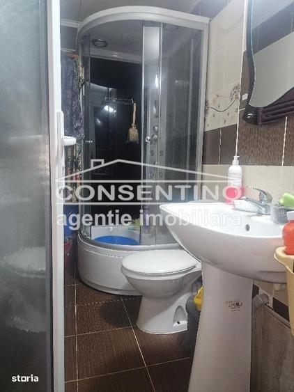 Garsonieră decomandată în Central