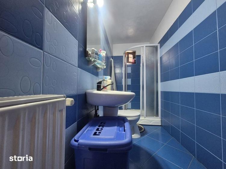 Casă cu 6 camere cu Teren 300 Mp în Central