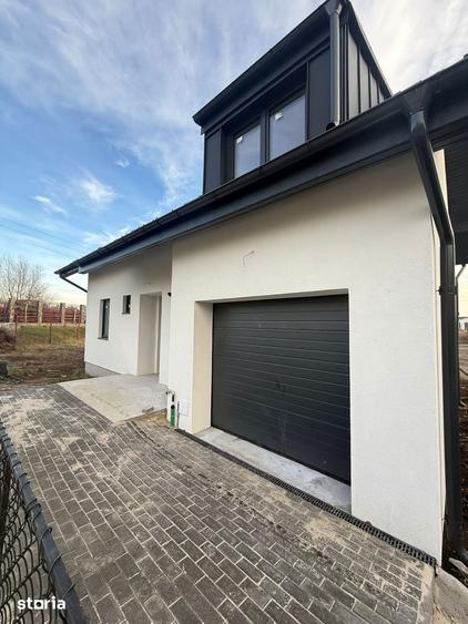 Casă cu 4 camere cu Teren 350 Mp în Unirii