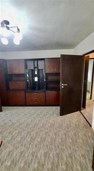 Apartament cu 2 camere semidecomandat în Ultracentral