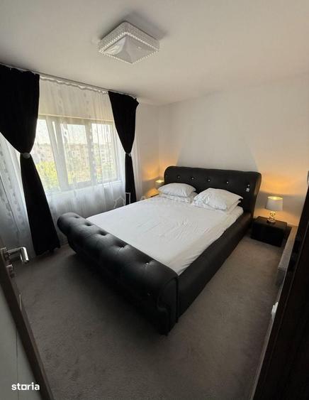 Apartament cu 2 camere semidecomandat în Pod