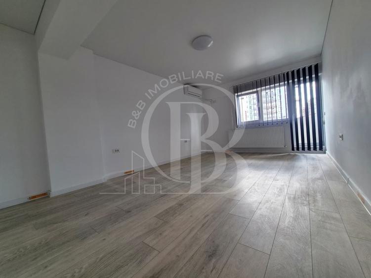Apartament cu 2 camere decomandat, mobilat în Ozana