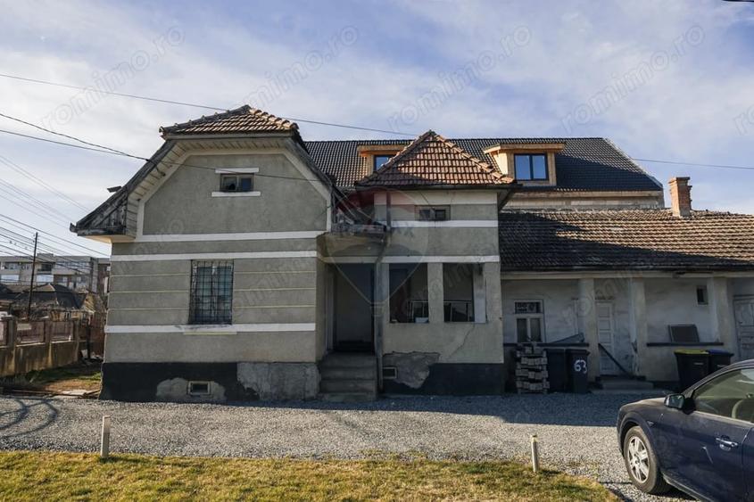 Casă cu Teren 946 Mp în Central