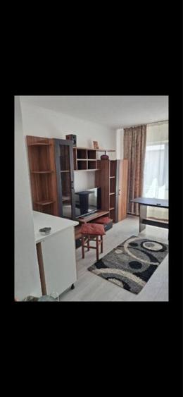 Garsonieră decomandată în Exterior Vest