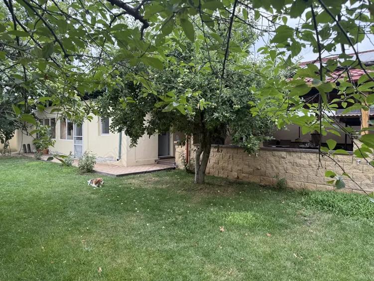 Casă cu 5 camere cu Teren 747 Mp în Urziceni