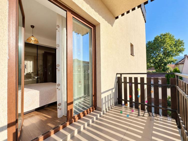 Apartament cu 3 camere decomandat, mobilat în Brașovul Vechi