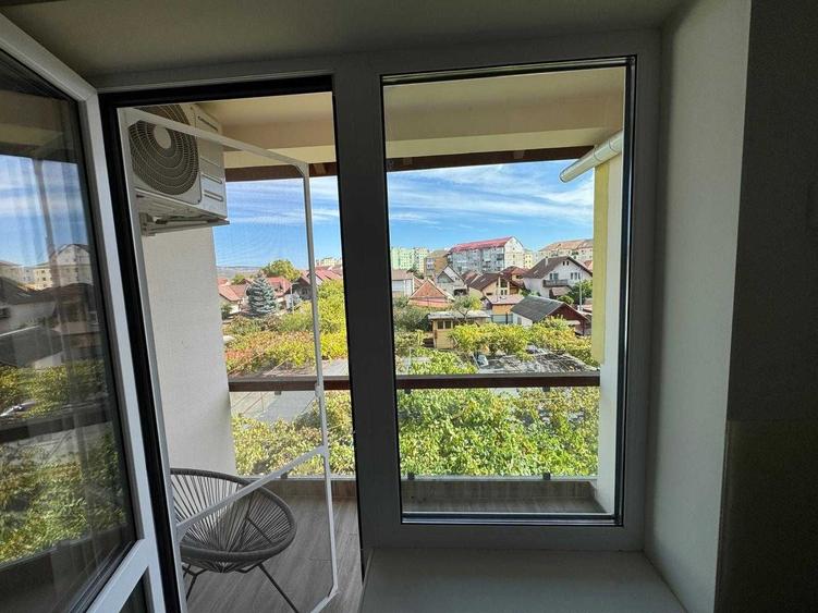 Apartament cu 2 camere decomandat în Lazaret