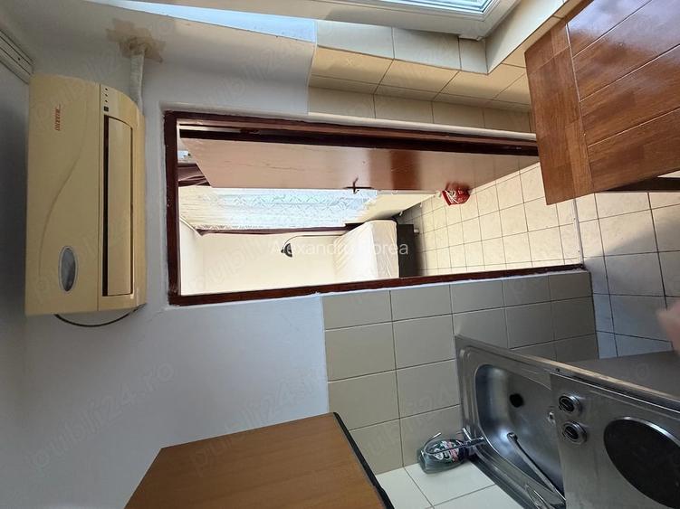 Vand garsoniera in complexul studen?esc